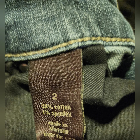 👸👖 The Limited High Waisted Flare Jean in size 2 - Picture 9 of 10